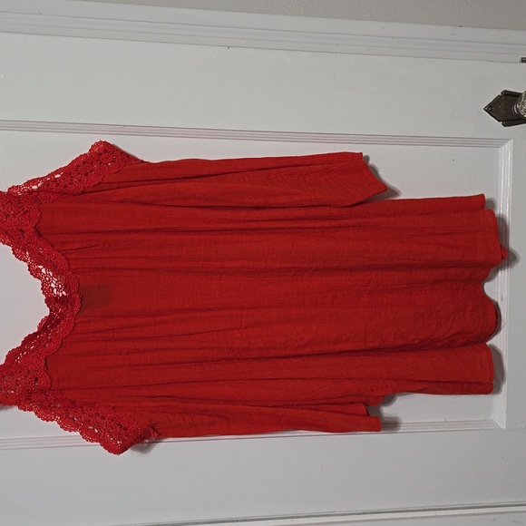 New Direction Orange in color Mid sleeve shirt. Size XL - Picture 2 of 4